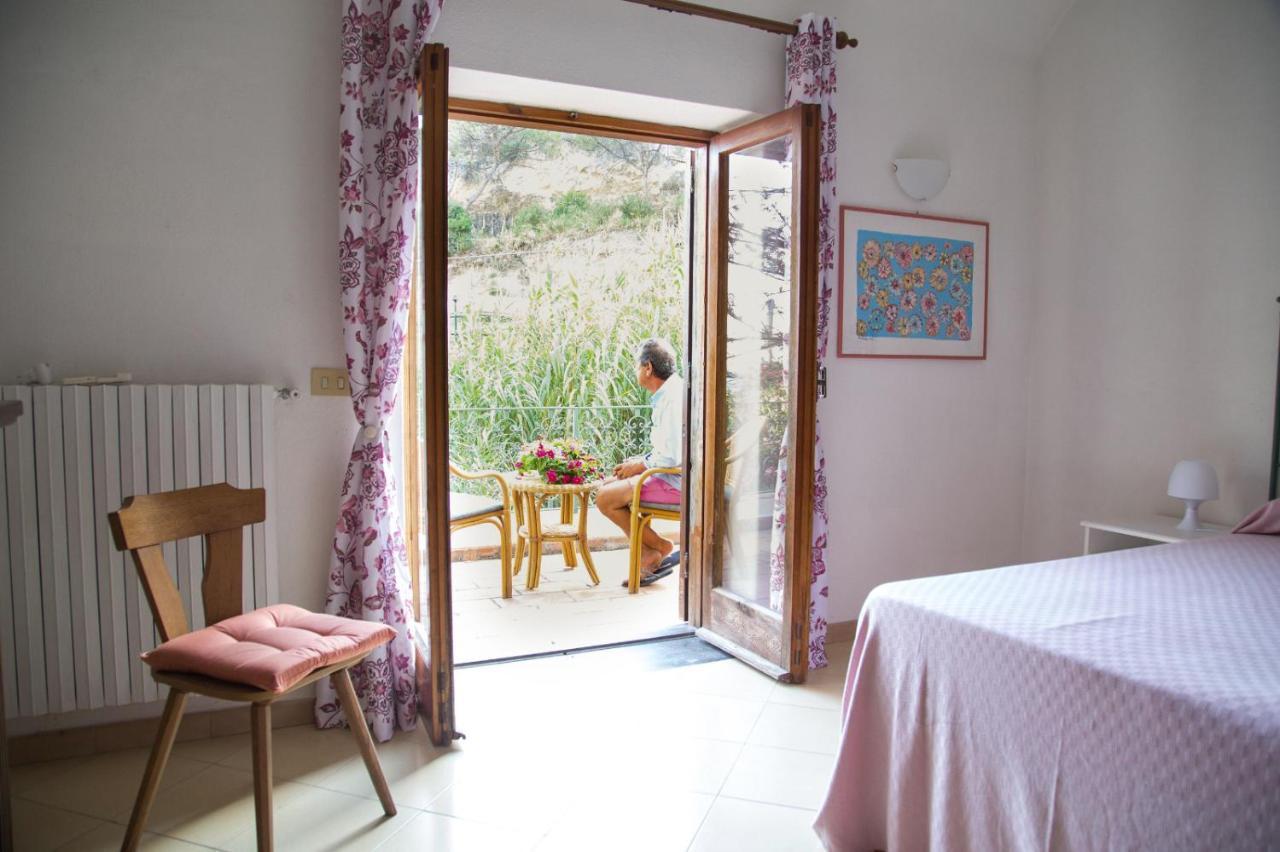 Villa Paradiso Sant'Angelo  Bagian luar foto